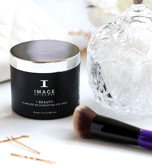 IMAGE Skincare I BEAUTY NO. 101 flawless foundation brush